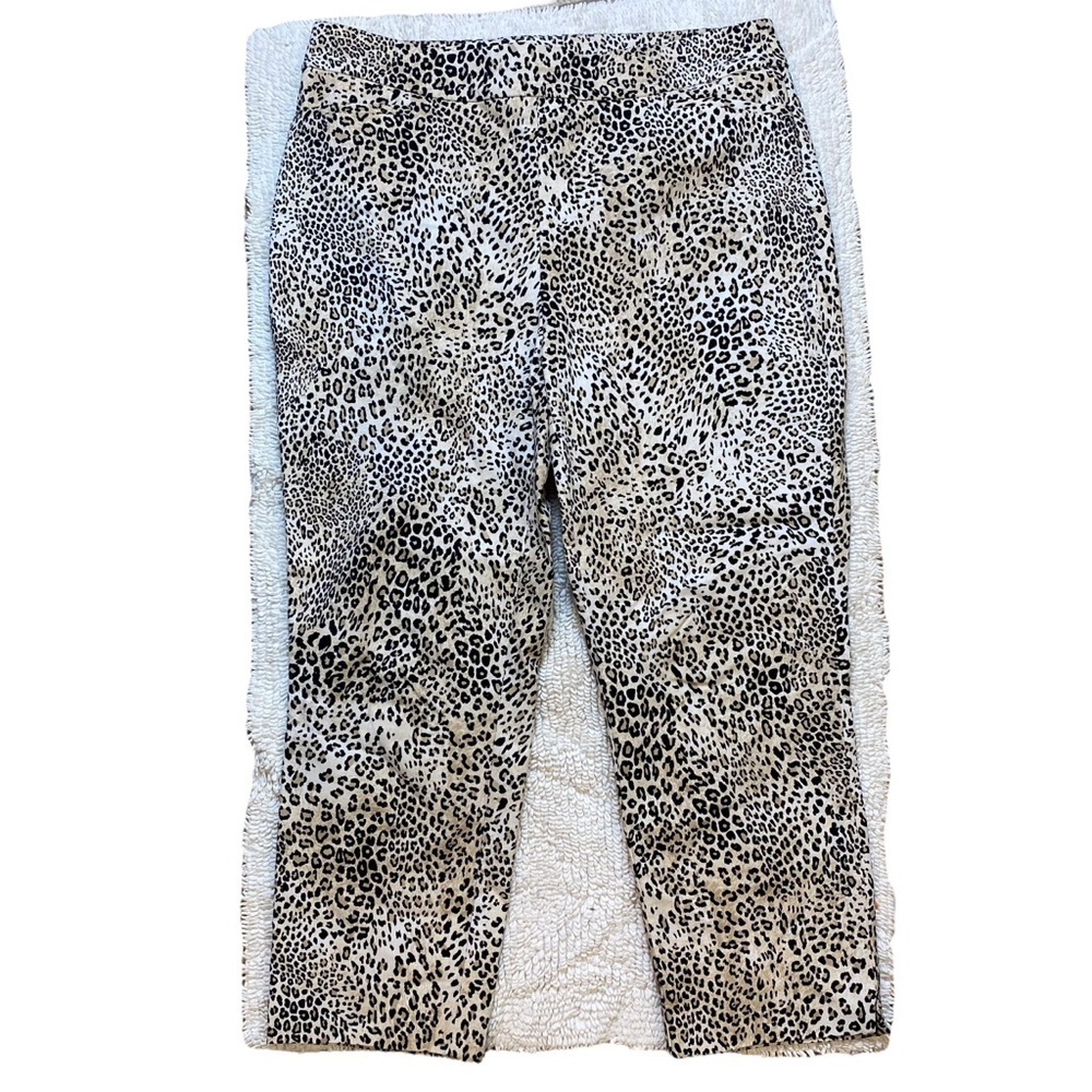 Chico's White Leopard Animal Print Pull On Crop Pants Ladies‎ Size 10/Chico 1.5
